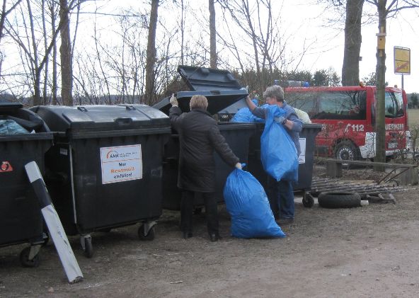 2013-04-06 Müllsammelaktion 013